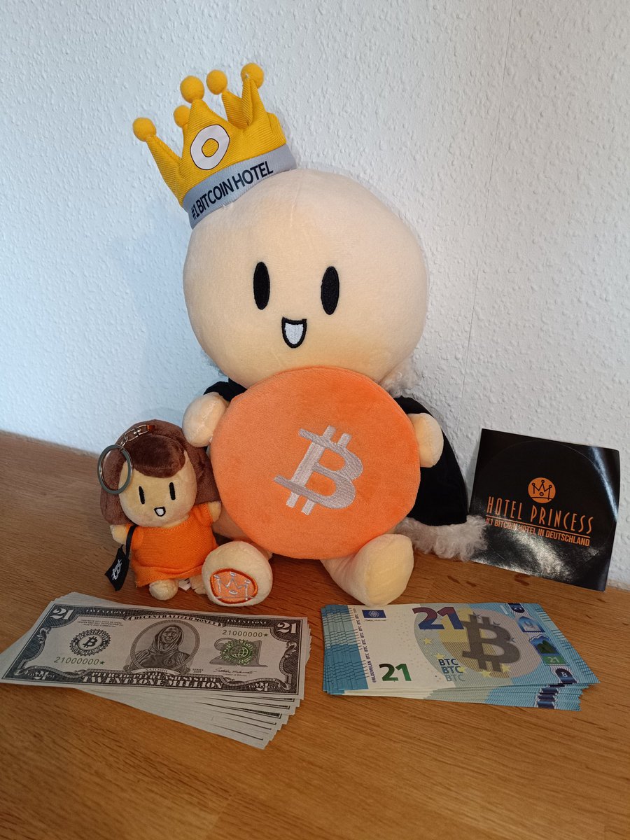 Meine Hodler Lina und Marc sind bereit zum Auswandern und haben ausreichend Bitcoin gespart. 🤗😂

Vielen Dank euch beiden für diese wundervollen Hodler. Ich liebe sie🥰

#Bitcoin #hodler #bitcoinHotel #dollar #euro #sats #btc #auswandern #Freiheit