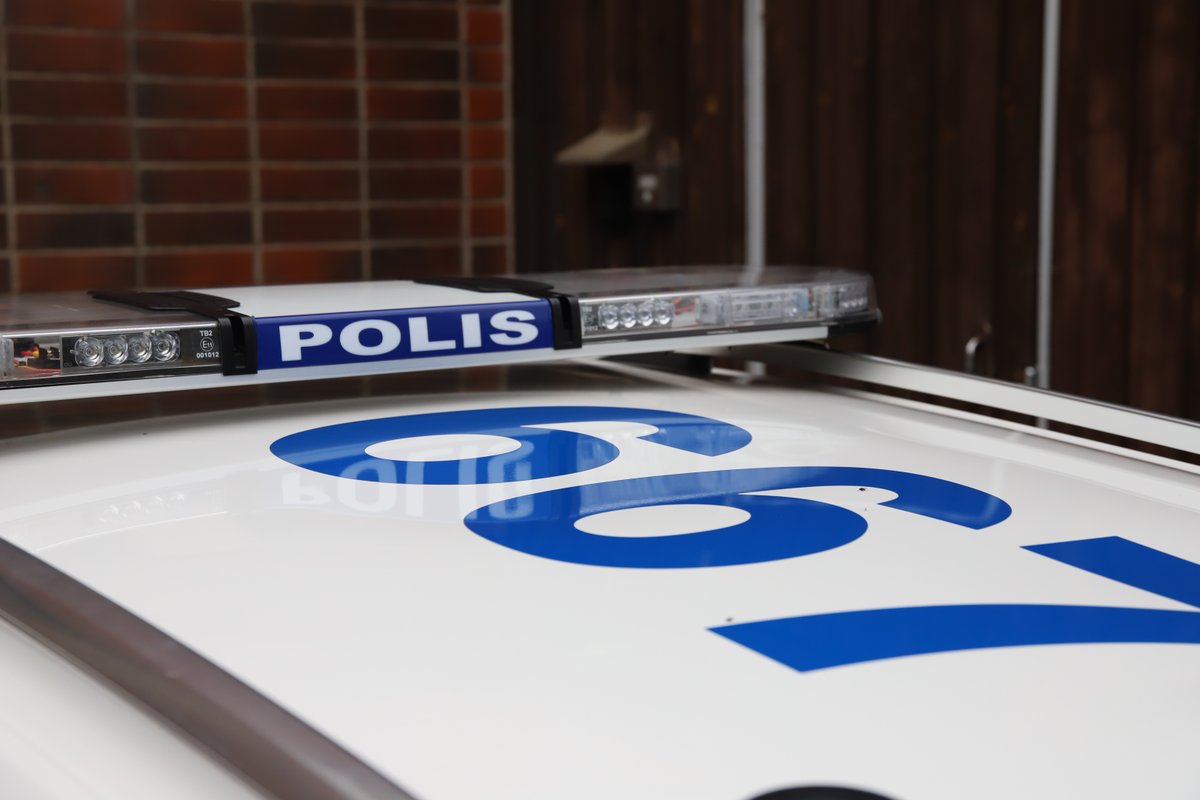 #poliisiLU viikkotiedote:
🔵Nuori vei alaikäiseltä omaisuutta Kirkkonummella - kiinni ja omaisuus palautettu
🔵Kiinteistöhuoltoon liittyviä laskutuspetosilmiö
🔵Tipaton vaihtui helmikuuhun ja törkeään rattijuopumukseen
🔵Poliisi on viikon päästä Sellossa poliisi.fi/-/tuore-petosi…