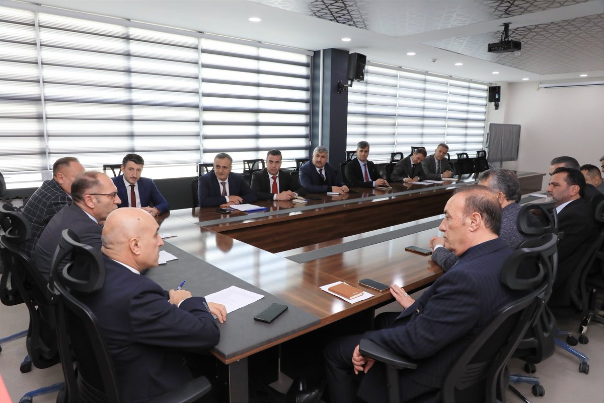 📝2024-2025 Eğitim Öğretim Yılı 2⃣. Dönem İlçe Milli Eğitim Müdürler Kurulu Toplantısı;

📍Müdürlüğümüzde

📌İl Milli Eğitim Müdürümüz Sayın Vedat KAYA  başkanlığında; İl Eğitim Müfettişleri Başkanı Sayın Yunus Şimşek,  İl Müdür Yardımcılarımız, İlçe Milli Eğitim Müdürlerimiz ve