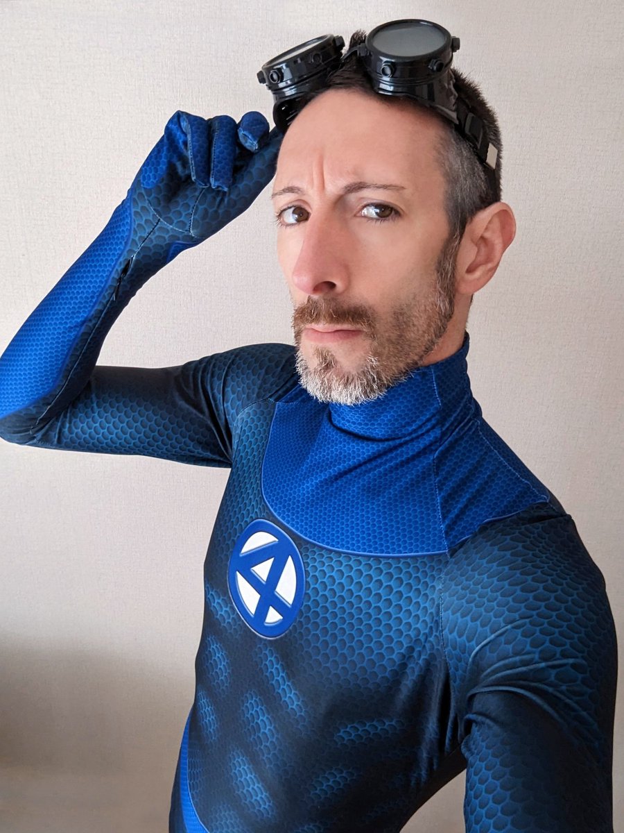 ⚠️ コスプレ∶ファンタスティック４
Reed Richards (Fantastic 4) ⚗️🧪🧔🏻4️⃣

#Fantastic4 #FantasticFour 
#ファンタスティックフォー 
#ReedRichards #リードリチャーズ
#Marvel #cosplay