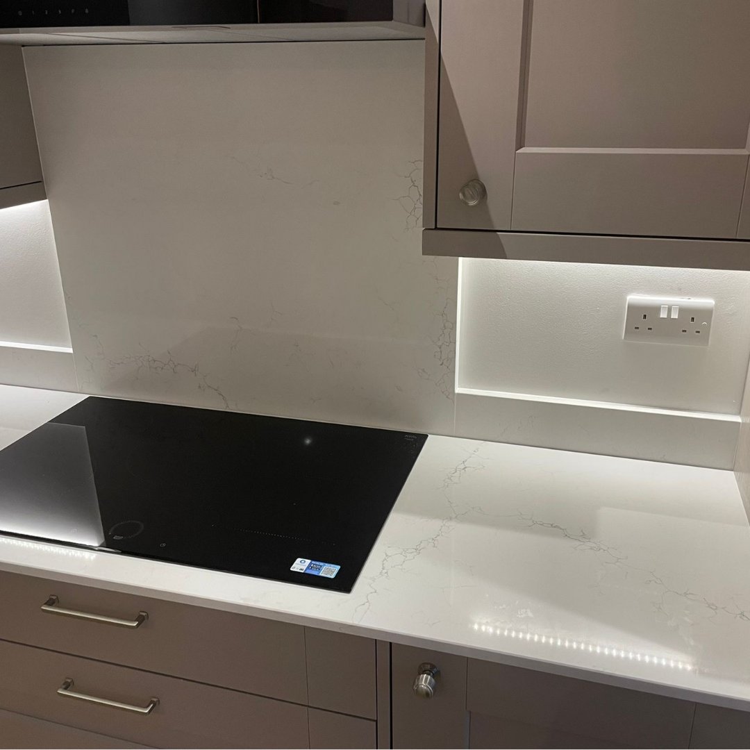 ✨ Seamless Elegance ✨

Quartz worktops with a matching splashback – the perfect combination for a sleek, modern, and luxurious look. Effortlessly stylish and easy to maintain, it’s a match made in kitchen heaven!

Would you go for this seamless design in your kitchen? 💜