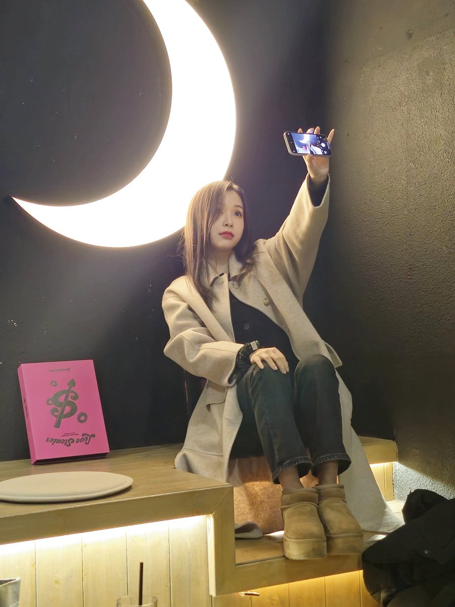 wolfinsomnia99's tweet photo. 2025.02.03 신사 로얄마카롱🩷

#드림캐쳐 #가현
#Dreamcatcher #GAHYUN https://t.co/5iv0Wt5JQO