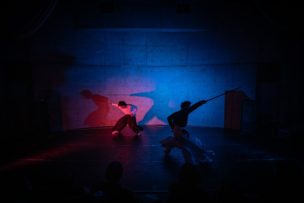 ミニ発表会で秘蔵の弟子たちがアクションショーをしてきました。
かっこいい殺陣を披露してあきら師匠は嬉しいです。

いつまでもカッコよく突き進んでください。
愛弟子よ

#すたじおひみつきち