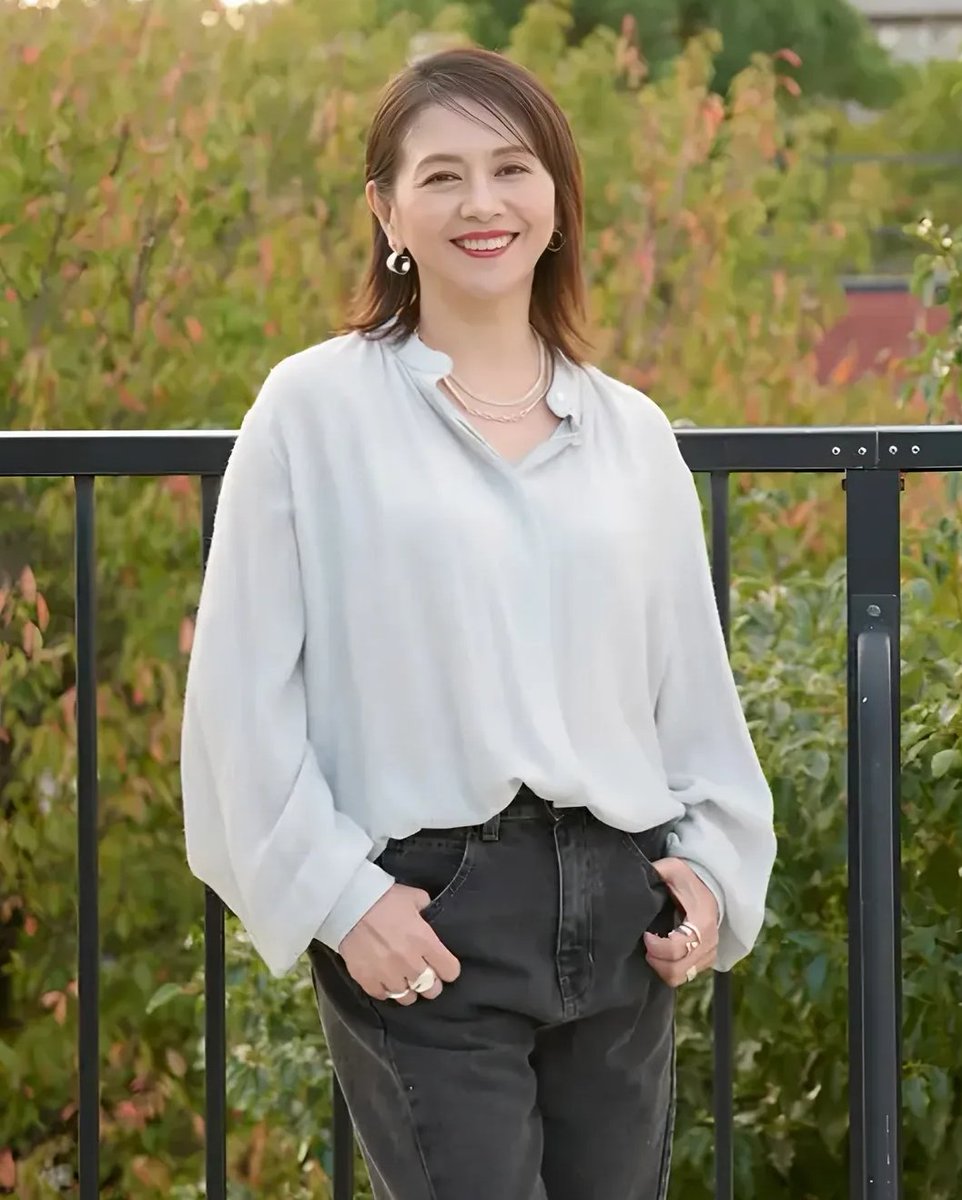 女はやはり笑顔です

　　　　　　　    − 小泉今日子 −