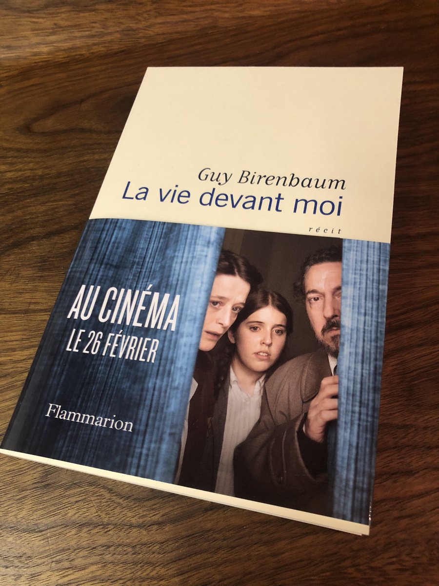 DanDhombres's tweet image. Passage à ma librairie préférée pour acheter ce 3ème opus de la saga familiale de @guybirenbaum 
#mardilecture