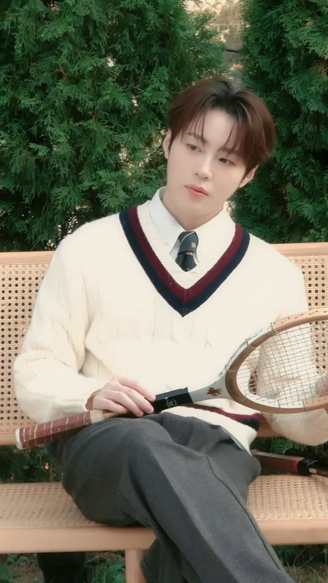 sarangsungwoon's tweet photo. 잘생긴 얼굴 크게 보기
(과노출은 원본 영상이 워낙 그래서 🥲
#하성운 #HASUNGWOON #ROYALCLASSIC https://t.co/Z8gYuRguJn