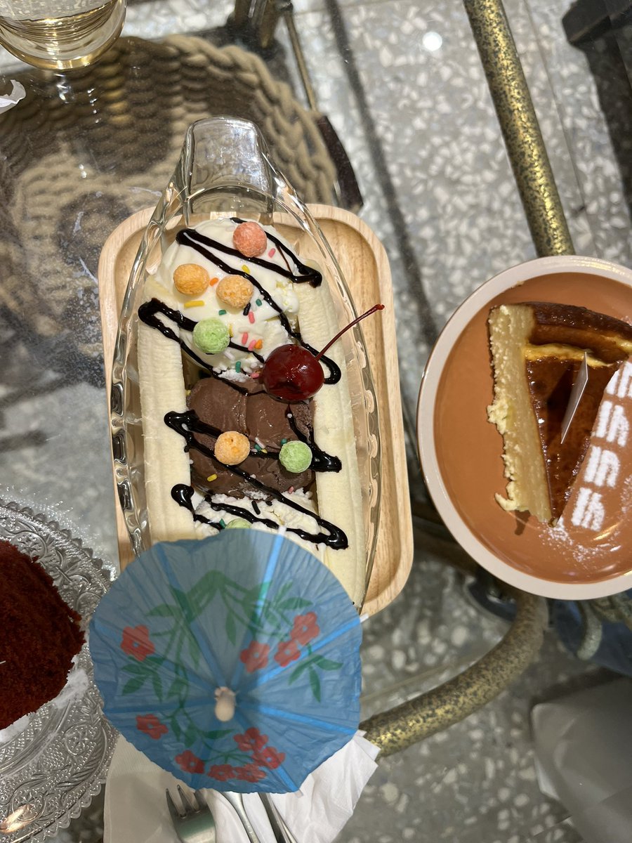MontOfficial's tweet photo. [☕️Tella Tella Cafe]

#민트도먹어보새온

사진찍기 좋은 레트로 소품들
먹기아까웠던 맛난 디저트랑 커피

타이페이에 Tella Tella Cafe

살짝웨이팅 있을 수 있어요🌱

협찬❌ https://t.co/IhbrcqA32d