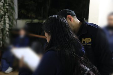Noti7Guatemala's tweet image. La Fiscalía contra el Delito de Extorsión y #PNC realizan #Requisa en el Centro de Detención Preventiva para Hombres y Mujeres de #AltaVerapaz.