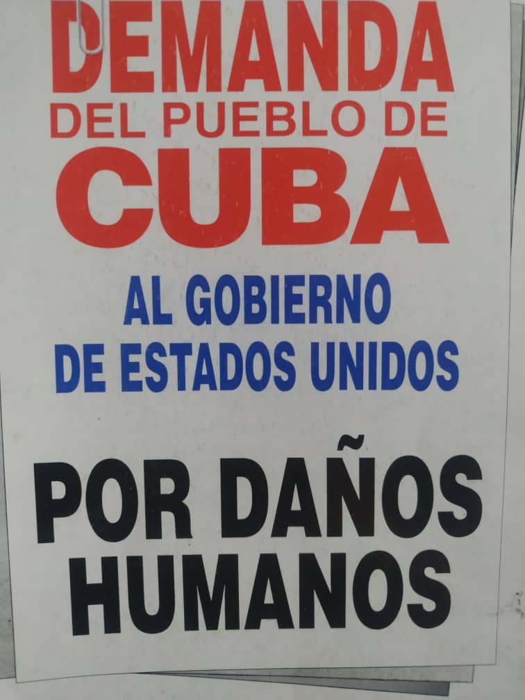 OHistoricos's tweet photo. Quién le debe a quién???
Nuestra Historia es una prueba de todas las razones que nos asisten para resistir, luchar y vencer.  🇨🇺💪
#SiempreAntimperialista https://t.co/2AXbonj3Tv
