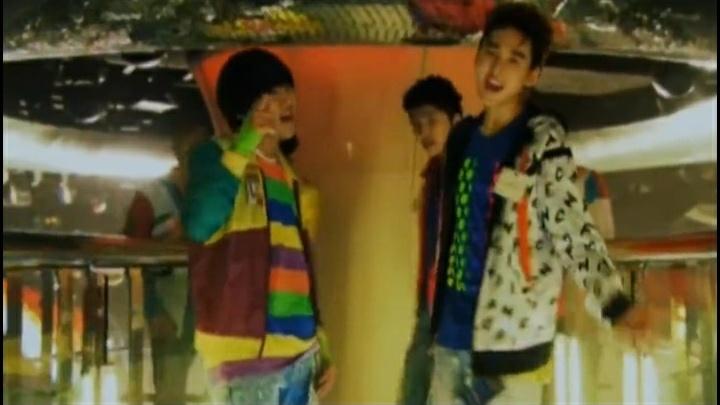 andanielwap's tweet photo. February 4
UKISS - I Like You (2009) https://t.co/rDEFMRpRqp https://t.co/oyocU39lDU