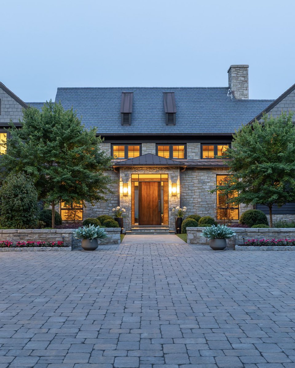 byronronron's tweet photo. A custom home in White Sulphur Springs, West Virginia designed by Madison Spencer Architects. https://t.co/qwxrkmK3vS
