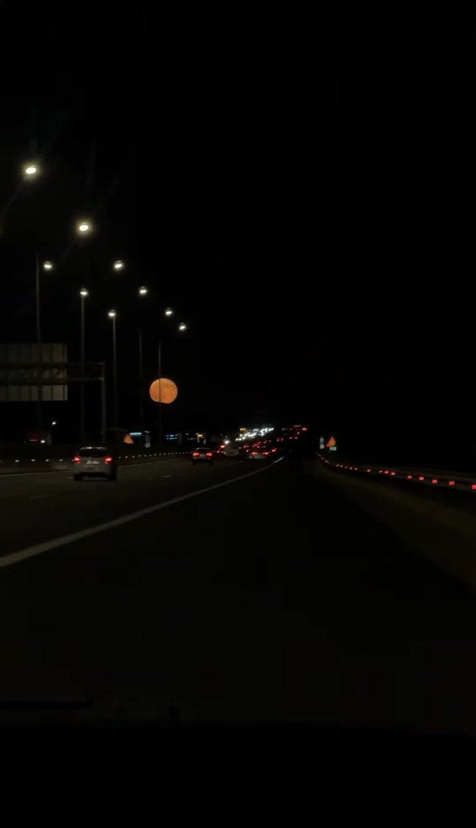 jholohabbo's tweet photo. @HabboInHabbo_IT #LunartHabbo 🌙 jholo2 https://t.co/Ut6Q00xI7Z