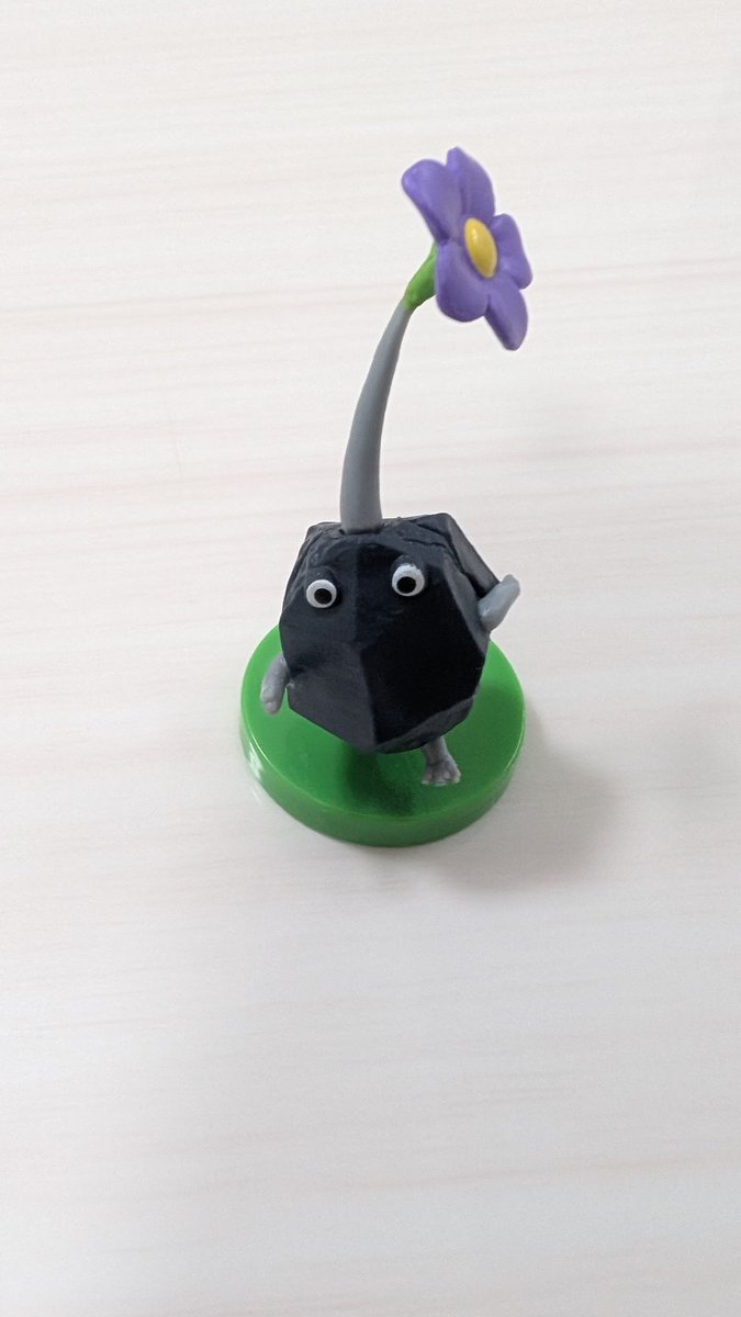 チョコエッグ 激レア】海外版チョコエッグ24個開封！Kinder Surprise - YouTube