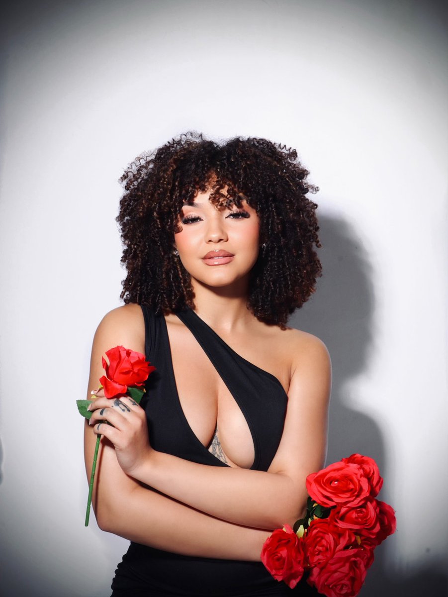 ItssMadisonJ's tweet photo. tell me, what’s your love language? https://t.co/G0IWoUiGRp