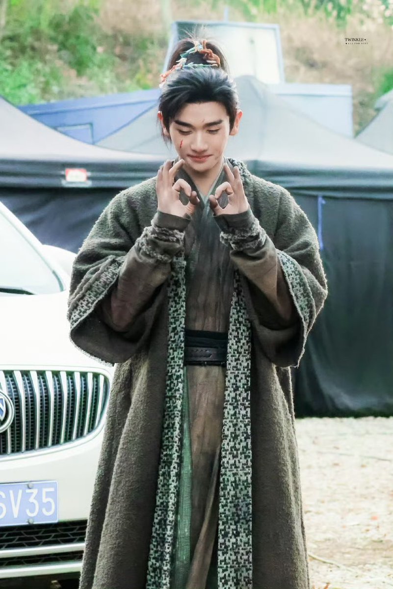 MOMMININE's tweet photo. อะไรที่มันเหมาะกับคนใส่มันก็จะส่งทุกอย่าง https://t.co/AeixCyye6d