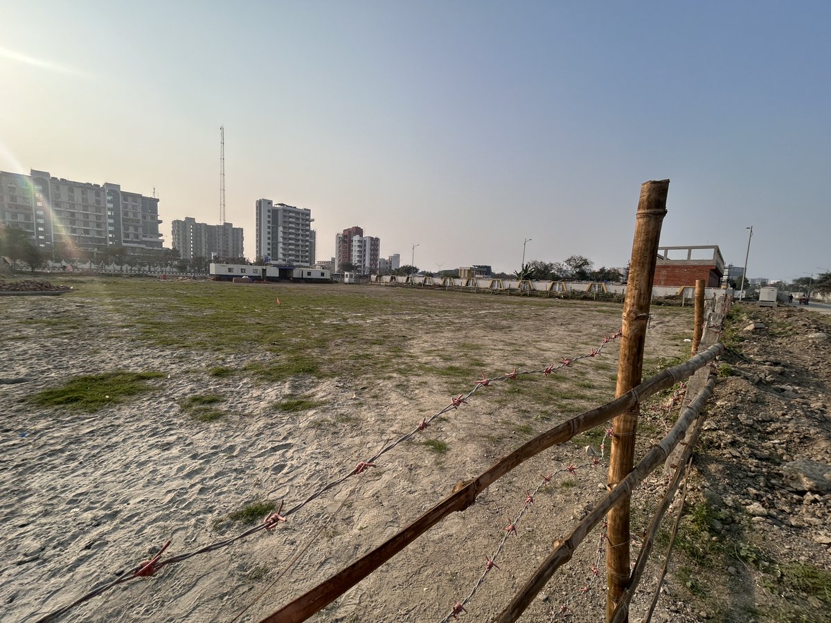 bengalwithrohit's tweet image. Foundation Stone laid for the Upcoming New Campus of @VikramSolar in the Bengal Silicon Valley hub of Kolkata. The Centre is named as “The Chlorophyll”
#VikramSolar is one of India’s largest #module manufacturers, in terms of operational capacity, producing #solar photo-voltaic…