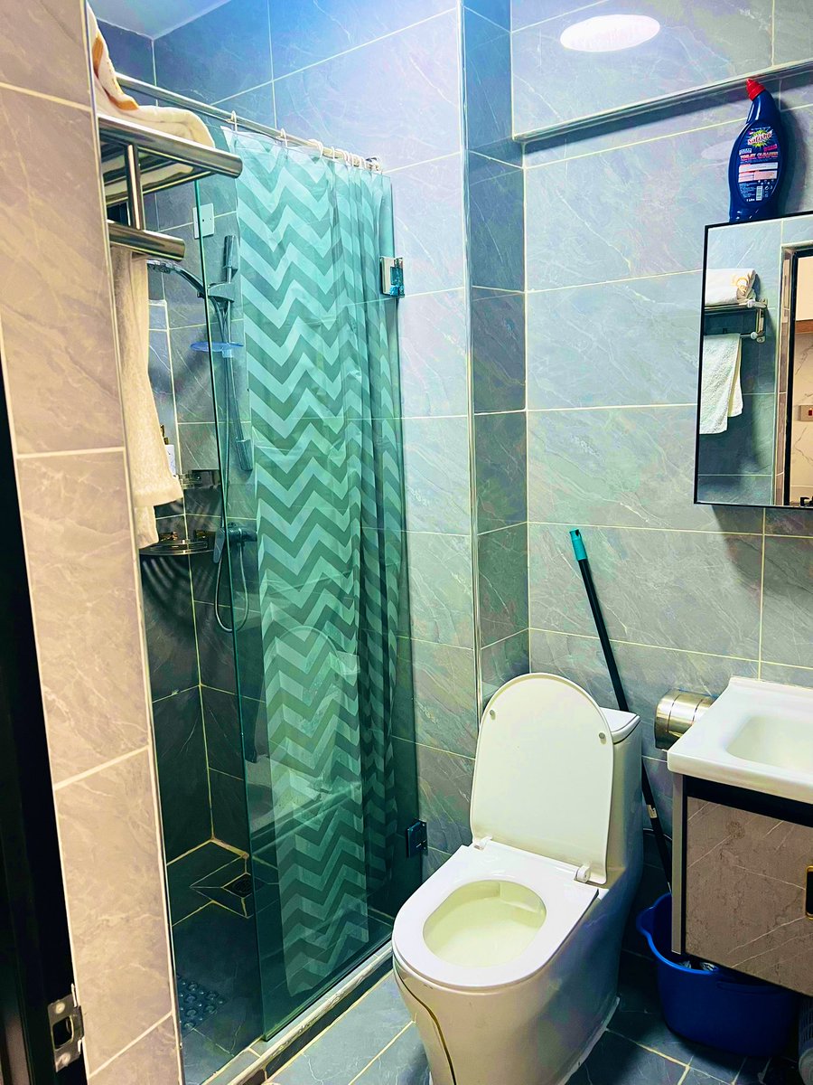 mutaijoyline's tweet photo. New listing!!
Fully furnished Studio apartment available for short and long term stays.
Location: Smarthome apartments, wood avenue, Kilimani.
For bookings and inquiries:
Call or text 0710687683 https://t.co/RNch9qy6hO