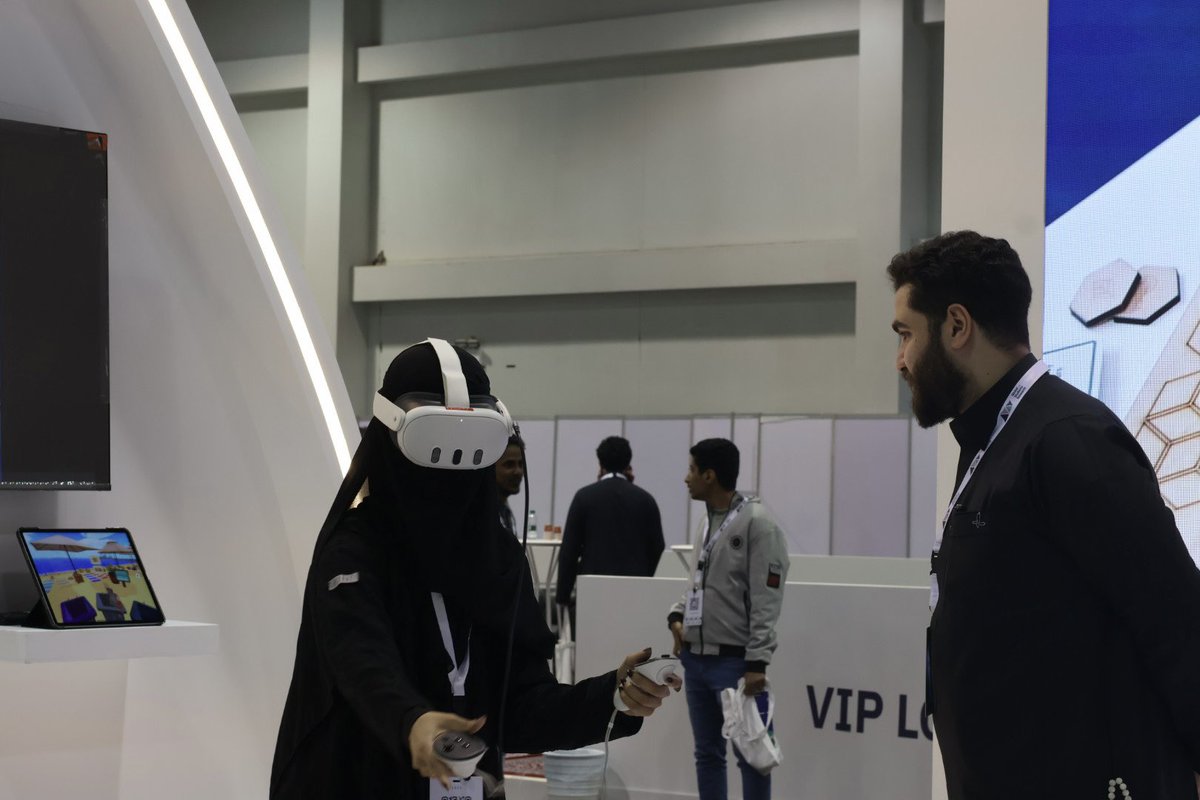 Exploring innovation up close! The Exhibition at GSR Conference showcases groundbreaking projects and cutting-edge research. If you missed it today, visit us tomorrow and experience the future of innovation firsthand!

#GSR2025