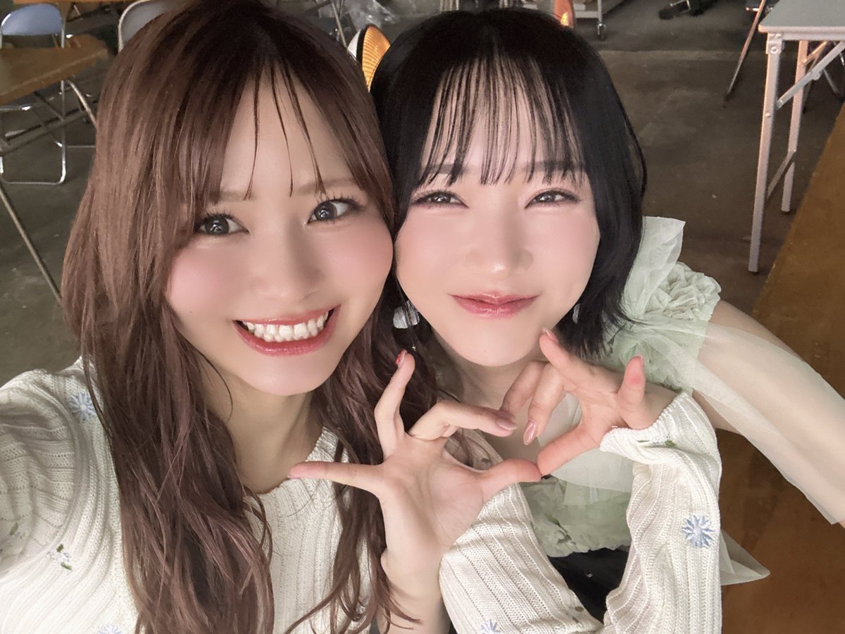 noguchi_iori's tweet photo. はなちや！🌼はっぴばーすでーー！！

はなちゃーーん！
私、やっと1人で鳥貴族いったよ！！！
やっと！一緒にいけるよお🕊️

もんじゃもいけて嬉しかったし、
今年もおいしいもの一緒にたべよ～🥢

はなちゃんの人生ずっとはなまるだよ～💮
#大場花菜生誕祭2025 https://t.co/U5mQQBEDUK