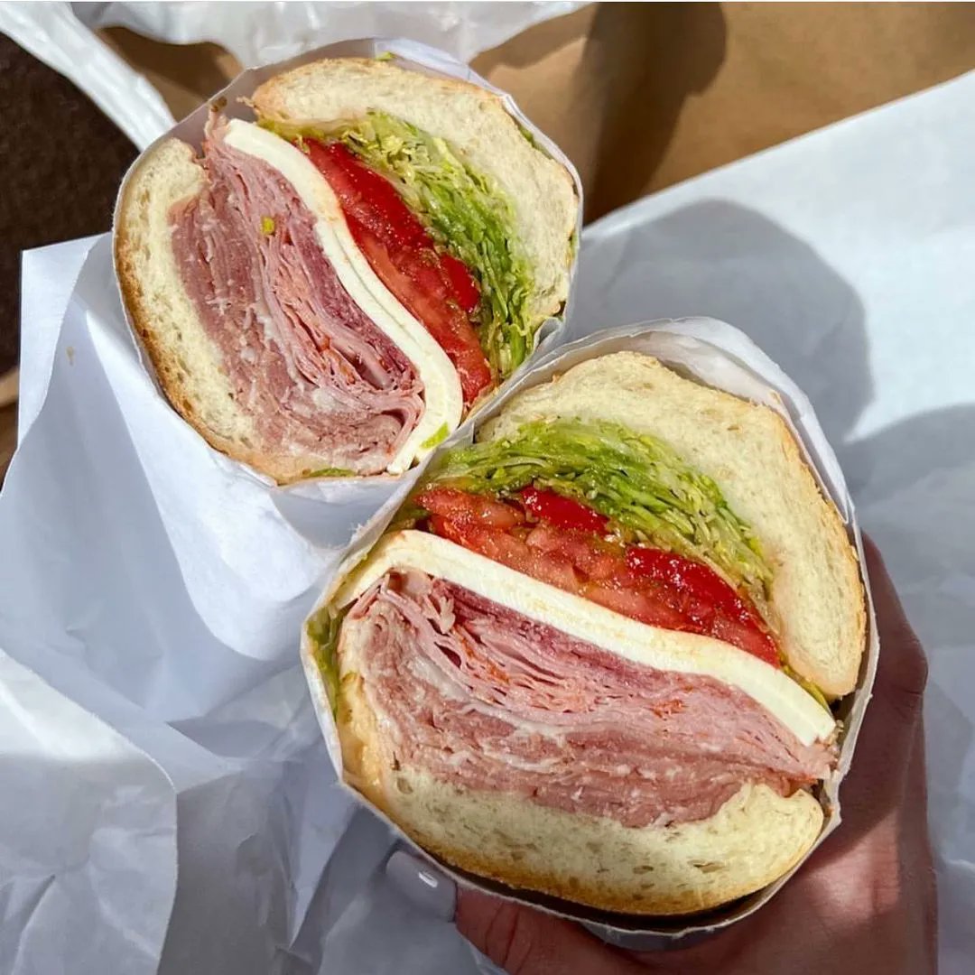 Retro Highway tweet media