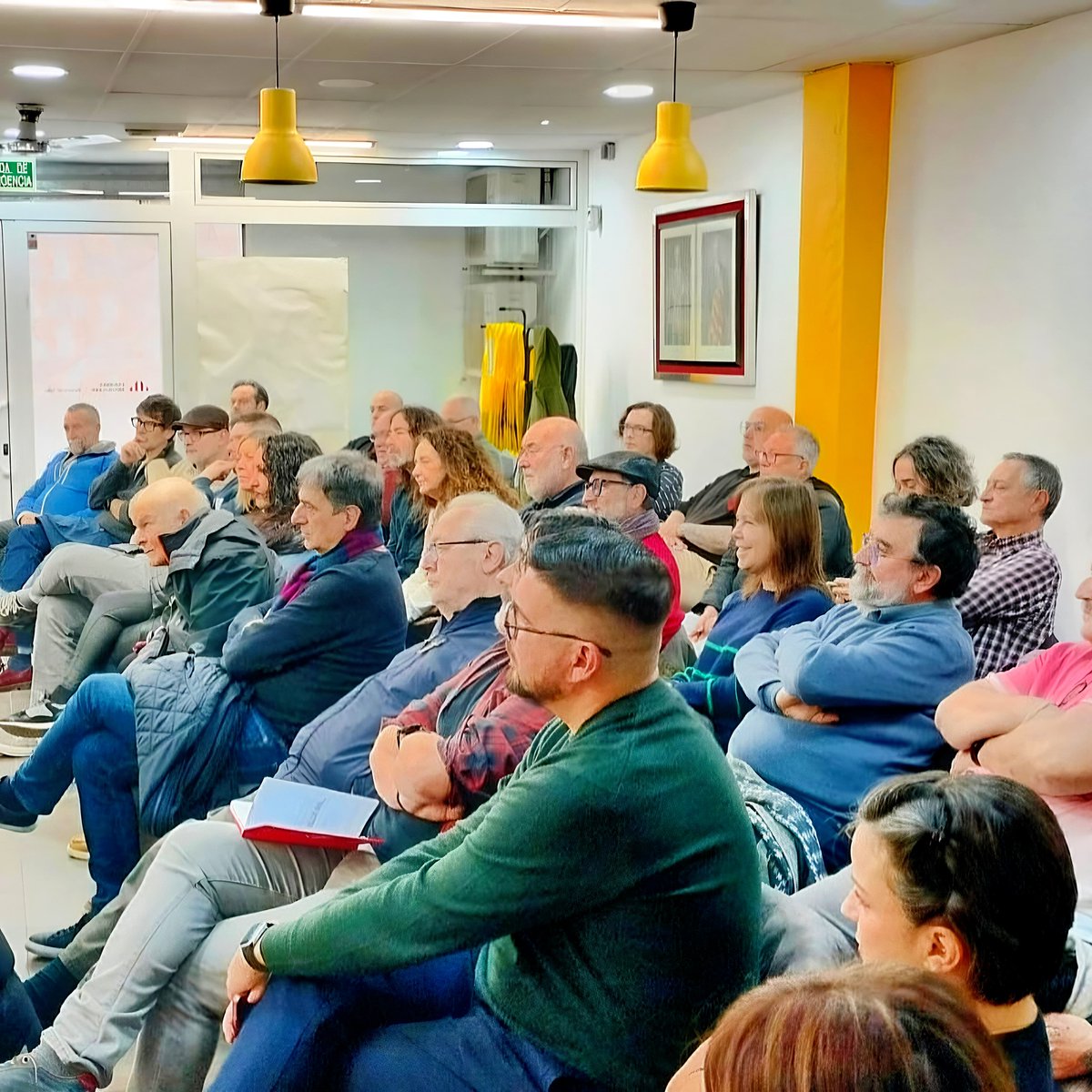ERCBarbera's tweet photo. 1/4 📢 Aquest dissabte, el nostre local va acollir la presentació d’Àgora, el nou corrent intern d’@Esquerra_ERC que vol impulsar el partit cap a l’esquerra, reforçant el seu compromís social i republicà. #ÀgoraERC https://t.co/lZCWzZJnlE