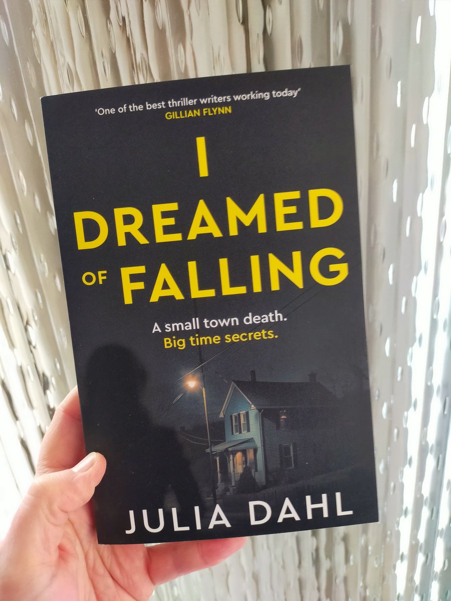 bookbloghannah's tweet photo. Book post: I Dreamed of Falling by @juliadahl
I am on the blog tour of this book on 14th February.
Thank you to @Tr4cyF3nt0n @noexitpress for sending me a copy.
#IDreamedOfFalling https://t.co/DuDPV3gMtg