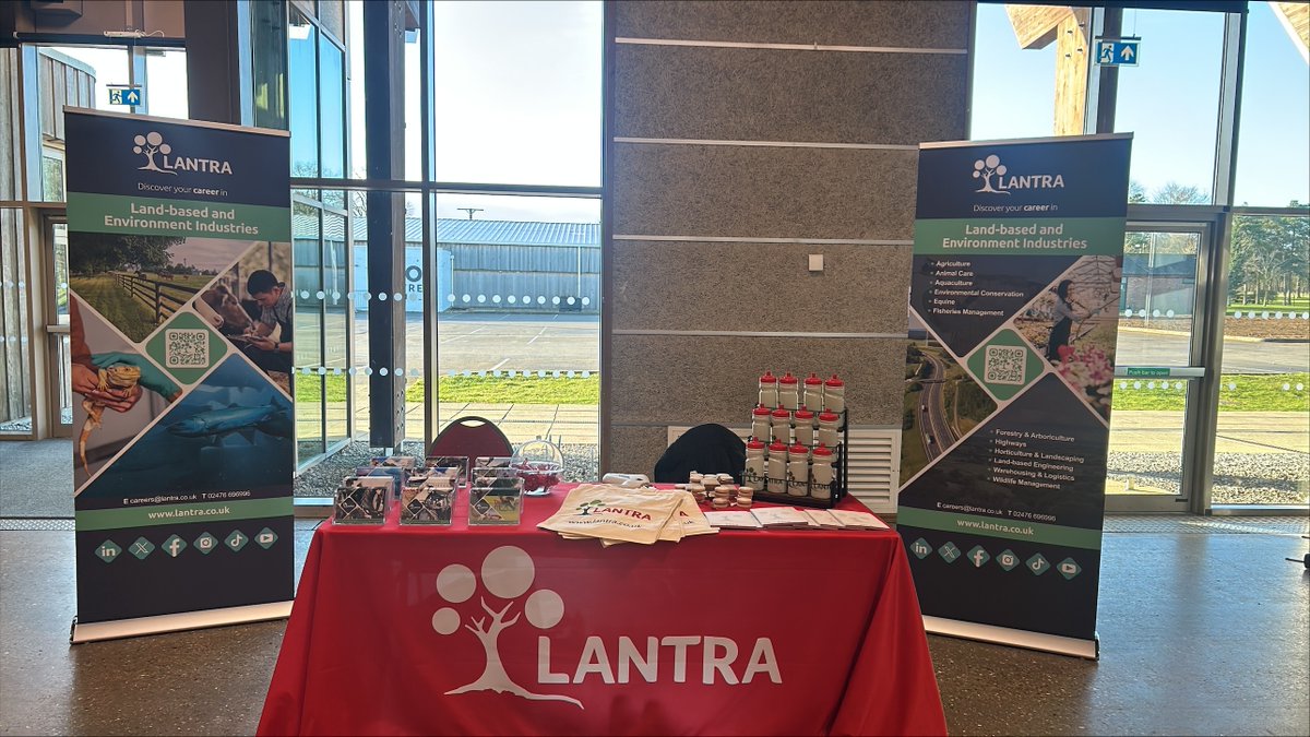 LantraUK's tweet photo. We're at the Ag-Careers event at Lincolnshire Showground discussing exciting opportunities in #agriculture. From animals to crop fields, there's a role for everyone! If you're here, stop by the Lantra stand and say hi!

#Careers https://t.co/hRRkP0UnhQ