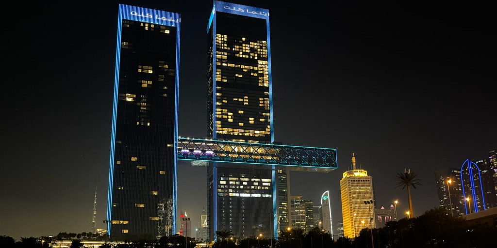 worldsteel's tweet image. The Link at One Za’abeel is set to become one of #Dubai’s most iconic landmarks, all thanks to an innovative use of glass and steel and some rather clever architectural #engineering. #steelProjects @constructsteel ow.ly/RbSh50UShma