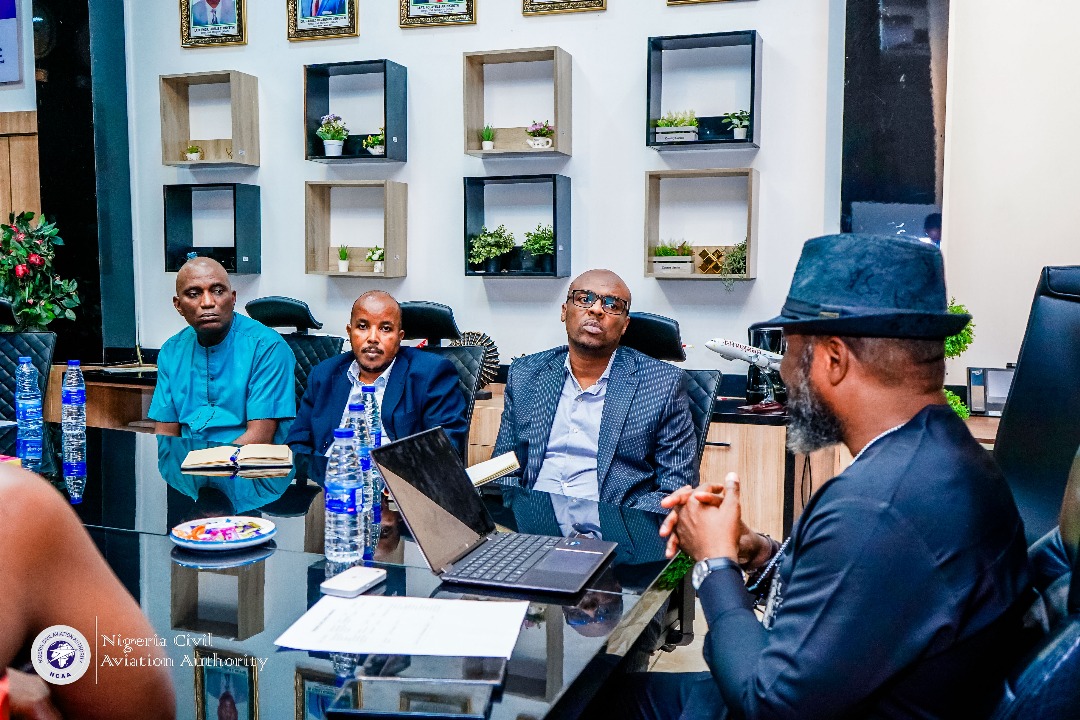 mikeachimugu01's tweet image. UPDATE: 
KENYA AIRWAYS MEETS WITH THE NCAA, APOLOGIZES FOR ILL-TREATMENT OF NIGERIAN PASSENGER AND ADMITS THAT AIRLINE'S OFFICIAL STATEMENT WAS MISLEADING 

As Director for Consumer Protection and Public Affairs at the Nigeria Civil Aviation Authority, my duty is to protect all…