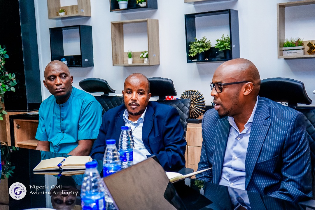 mikeachimugu01's tweet image. UPDATE: 
KENYA AIRWAYS MEETS WITH THE NCAA, APOLOGIZES FOR ILL-TREATMENT OF NIGERIAN PASSENGER AND ADMITS THAT AIRLINE'S OFFICIAL STATEMENT WAS MISLEADING 

As Director for Consumer Protection and Public Affairs at the Nigeria Civil Aviation Authority, my duty is to protect all…