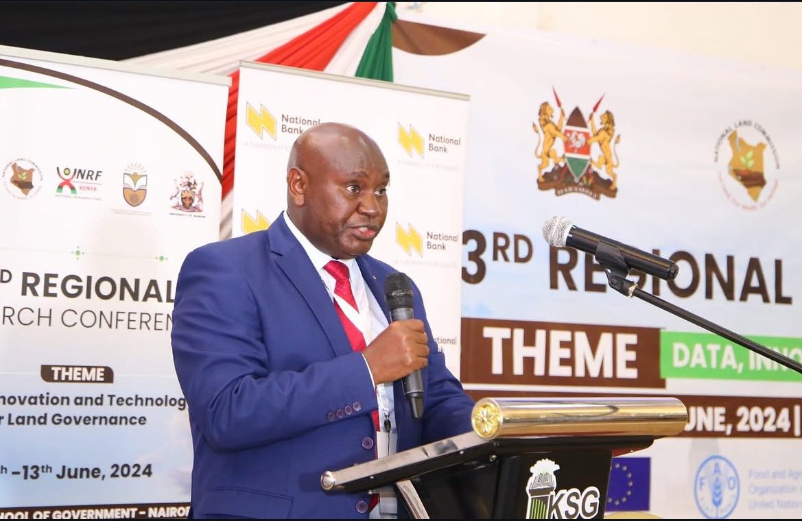 Name: Benedict Mutua 
Position: Vice Chancellor <a href="/TU_Kenya/">Technical University of Kenya</a> 
Offense: Suspending Comrades 
Number: 0735 968699
Action: Inject 💉💉

#RutoMustGo