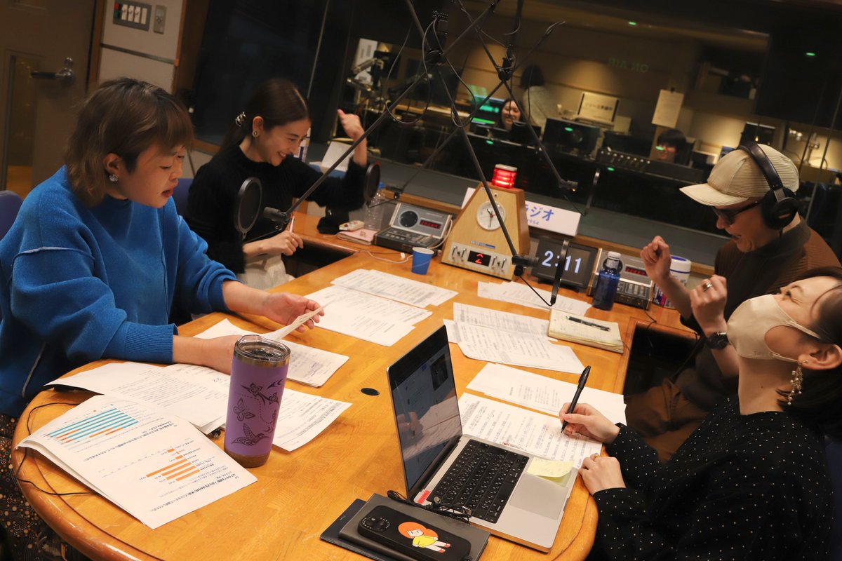 after6junction's tweet image. #NowOnAir 
#宇多丸 &amp;amp; #日比麻音子 アナ

今年も「アトロクゲレンデ」オープン！

#南部広美 presents #ゲレンデDJ Vol.5 SNOW EXPRESS〜Winter Magic!!〜スタート！

#utamaru をつけて #radiko のリンクをポストしてね
radiko.jp/share/?sid=TBS…

#ウルトラウィーク #SS954 #荻上チキsession