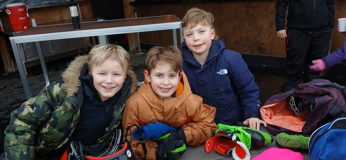 Great time at skating ! ⛸️🙏@gretzkestaes