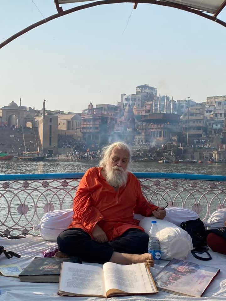 thakur_ripunjay's tweet photo. Mark S.G. Dyczkowski (August 29, 1951- February 2, 2025) was a sage scholar of Tantra, Kashmir Shaivism, Shaktism, Indology, and the Indian Knowledge Tradition. His sadgati marks the end of an era in philosophical thought, yet his intellectual legacy continues to resonate. https://t.co/6mwQvaeVKC