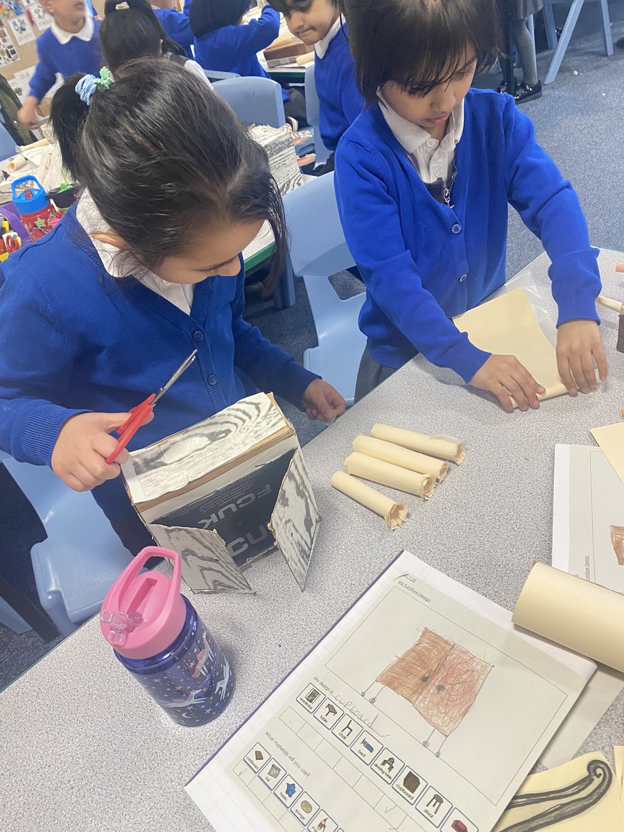 SunningHillPrim's tweet photo. In DT, 1H have been making Victorian furniture. https://t.co/JrI4sVBSd1