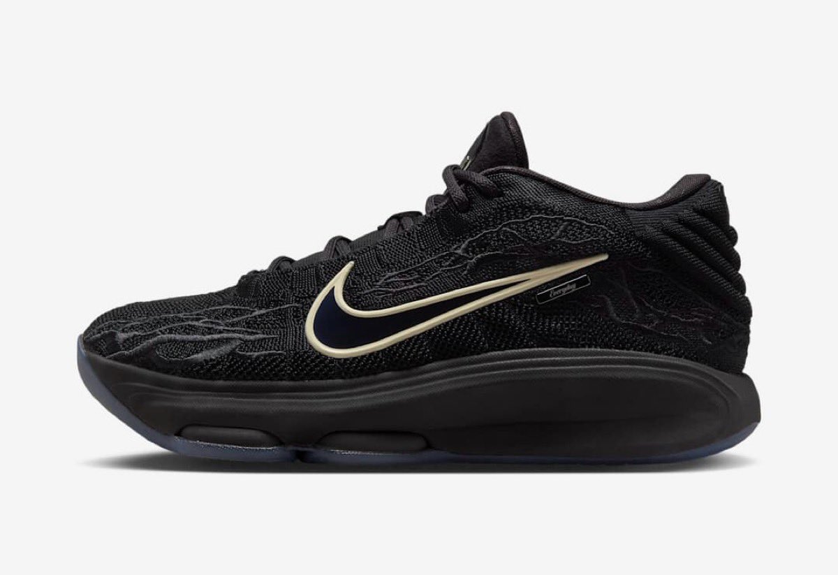 Victor Wembanyama x Nike G.T. Hustle 3 LX “Black Label”が現地時間2