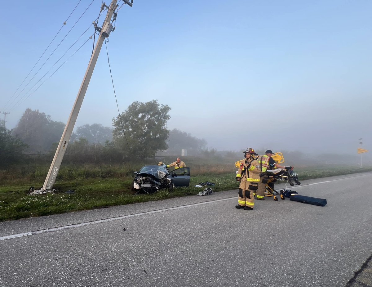 wpbf_yasmine's tweet image. SR-710 CLOSED: North of Kanner Highway due to a single car crash. The car hit an FPL pole and the driver was taken to a hospital. This is the 3rd crash in the area within the past week. See a picture from the Martin County Sheriff's Office below.  #FirstWarningTraffic @WPBF25News