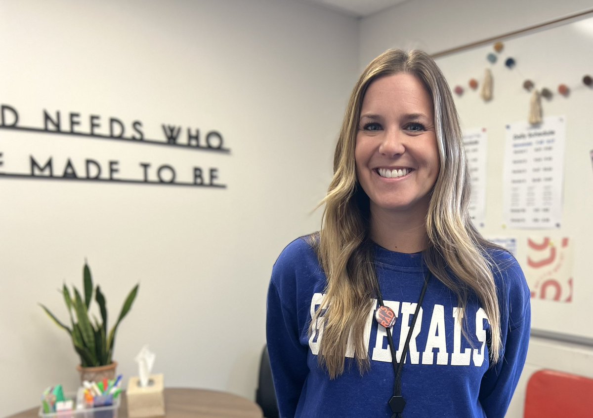 STAFF SPOTLIGHT: 
<a href="/AWLSJH/">A. W. Junior High</a> School Counselor Shauna Dunbar 

“Everyone deserves to come to school and have a good day. You never truly know what someone is going through, so it’s important to be kind.”

#SchoolCounselorWeek

anthonywayneschools.org/protected/Arti…