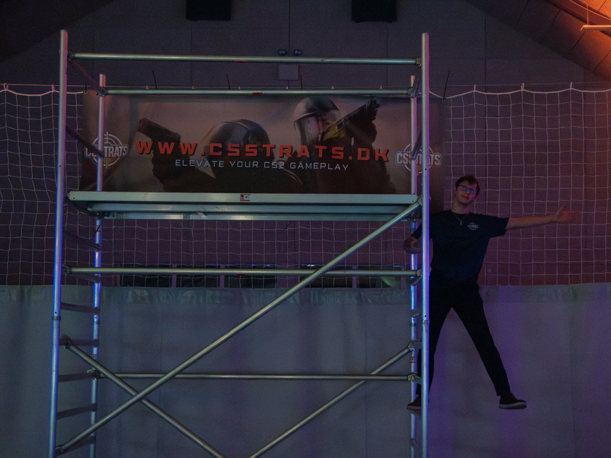 CsStrats tweet media