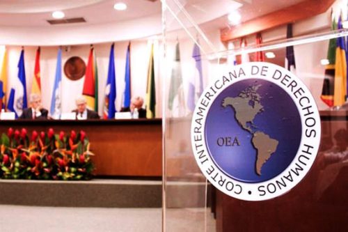 _CEPAZ's tweet photo. ⚖️ Hoy #4Febrero la @CorteIDH celebrará una audiencia clave en donde examinará la jurisdicción, competencia y  admisibilidad sobre el caso Chirinos Salamanca y otros vs. Venezuela

La Corte IDH debe consolidar su reconocimiento de la tutela judicial efectiva y la protección debida a las víctimas, reafirmando su jurisdicción y el carácter inderogable de las obligaciones estatales en materia de derechos humanos

Solo así se garantizará la continuidad de la protección internacional y se evitará que la impunidad prevalezca sobre los derechos fundamentales.

La reafirmación de la competencia de la Corte IDH es fundamental para garantizar justicia a las víctimas y sus familias, visibilizar sus testimonios, establecer la verdad y generar expectativas de reparación

Lee más sobre este caso aquí https://t.co/nLzvLfZQTx