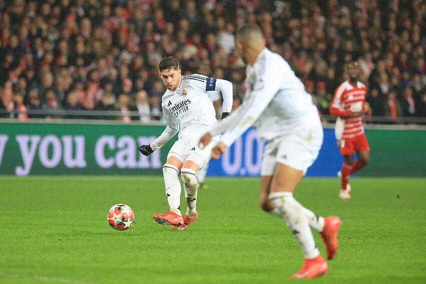 🔎Découvrez la #newsletter Foot Unis de février où l'on s’intéresse aux commissions d’agents versées en 2024, à l’évolution en 20 ans des clubs aux plus hauts revenus, à la vie des clubs et à de nombreux autres sujets.
mailchi.mp/ed25fff7e351/n…