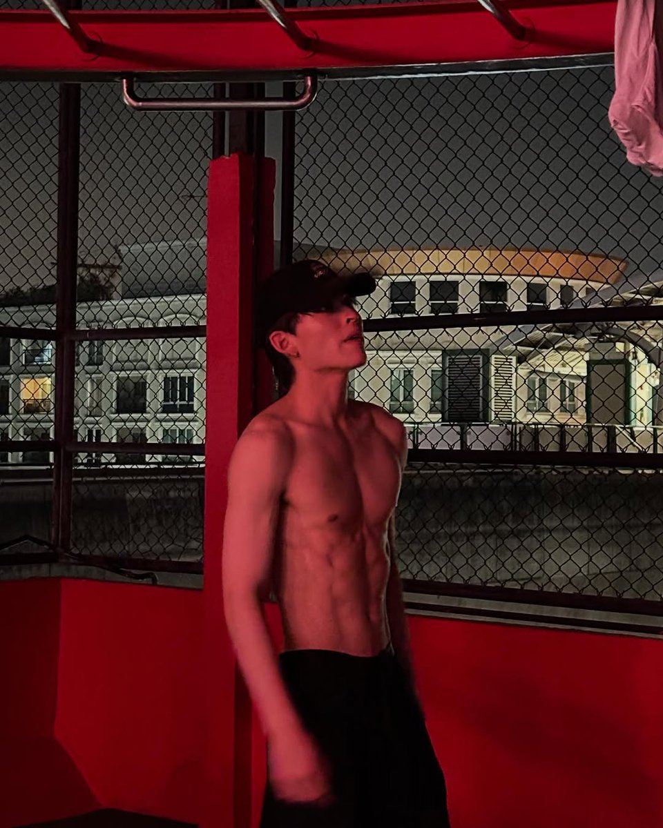 doublepjourney_'s tweet image. warning : just me in 24

📸 IG : @ppnaravit 

#ppnaravit