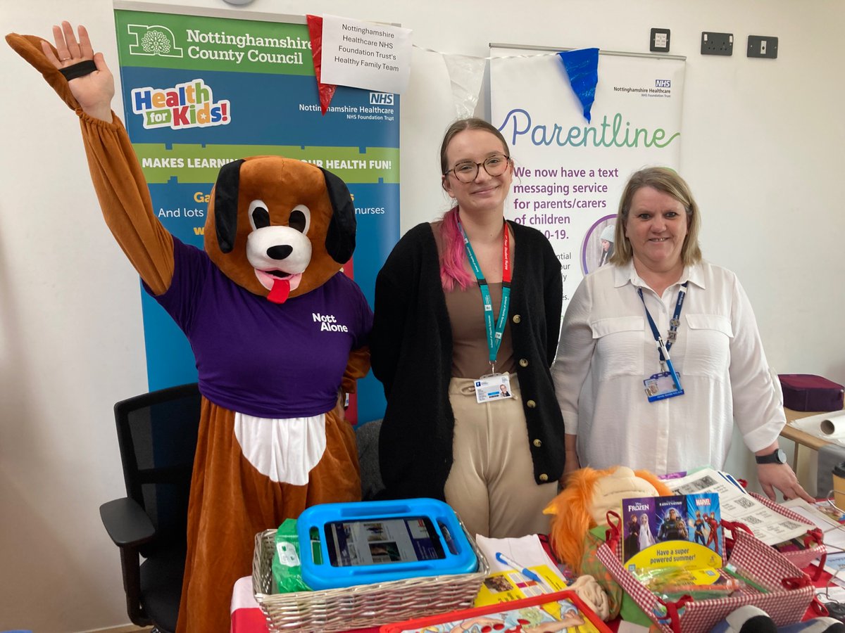 NottsHFT's tweet photo. We’ve had a great time meeting pupils and teaching staff at the NottAlone Live event in Newark today, showing them what support services the Healthy Family Team offer.
#childrensmentalhealthweek 
#NottAloneLive #Notts2gether https://t.co/ZR1Z0fH4Ch