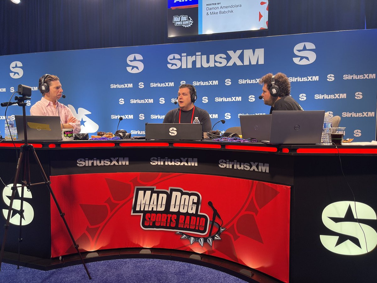 MadDogRadio's tweet photo. What a day for ‘The D.A. Show with Babchik’!
Thanks to all our guests who came by today, and stay tuned for many more this week!
@SolomonsWisdom @meJVT @lindsay_rhodes #ThomasDimitroff @SumerSports @DamonAmendo @Babchik https://t.co/g3txKpCTAm