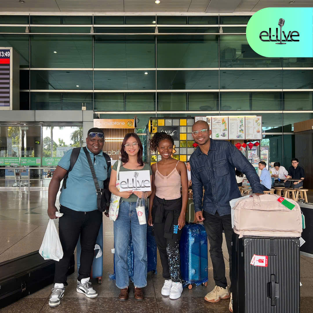 ellivebands's tweet photo. Hello Vietnam! 🇻🇳🔥 Rapture has landed, and the stage is calling. Get ready for nights of electrifying performances and unforgettable music! 🎤✨

🔗https://t.co/MYVLzwSzQI https://t.co/E12fUTNilp