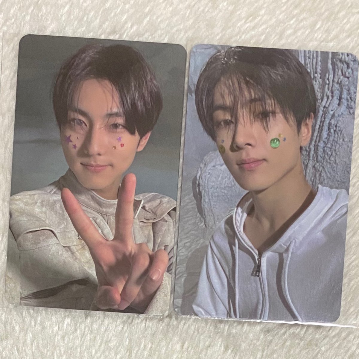 【Giveaway】

2 Winners 🎉

Photo card 
( Jungwon, Jay )

✅Be sure to read the pinned post

⭐︎Reply with desired member name
⭐︎Please participate only one per person

Ends: February 5, 21:00 KST

#JUNGWON #JAY #ENHYPEN #Yuri_GA