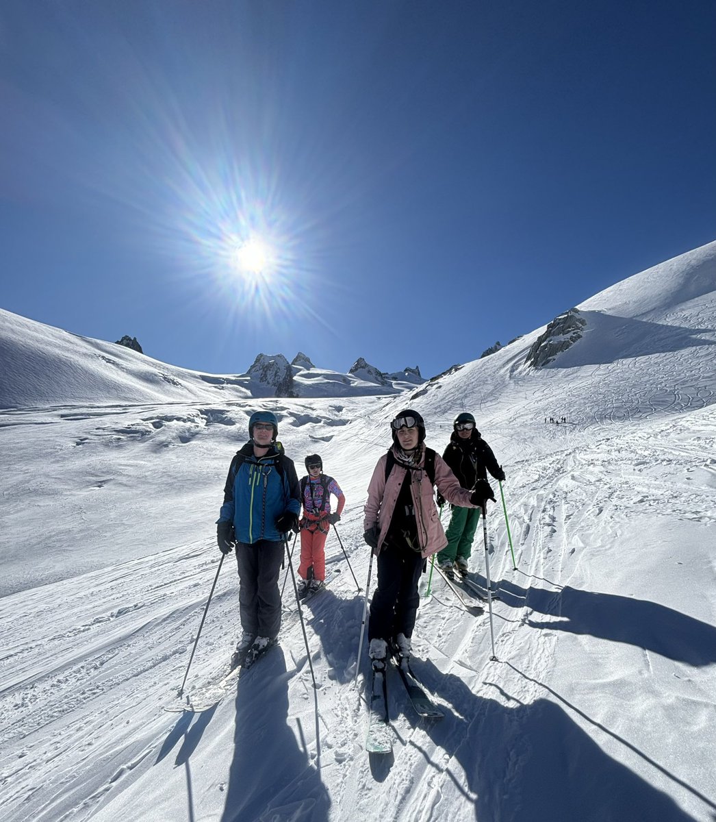 #valleeblanche #chamonixmontblanc🇫🇷 #glacierskiing