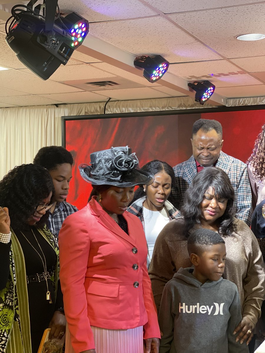 RCCGCOGOttawa's tweet photo. When we walk in Christ:
✔️ We have peace in storms (John 14:27)
✔️ We gain strength for trials (Acts 20:24)
✔️ We receive divine protection (Isaiah 43:2)
✔️ We secure eternal life

Are you walking in Him? 

#RCCGOttawa #RCCG #DiscoveringPotentials #FulfillingDestinies #WalkInHim https://t.co/e5mfselLxy