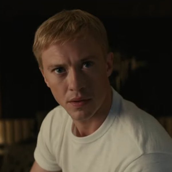 Night_Daisie's tweet image. anyway, welcome back Fred