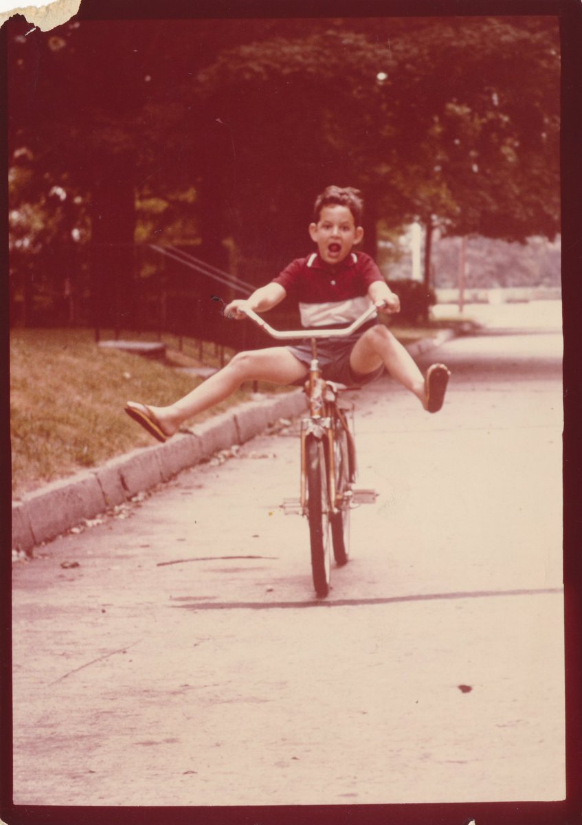 Happy birthday to Jonathan Larson, who would have been 65 years old today. Thank you, Jonathan, for continuing to inspire generations.  

Photo courtesy of the Larson family
